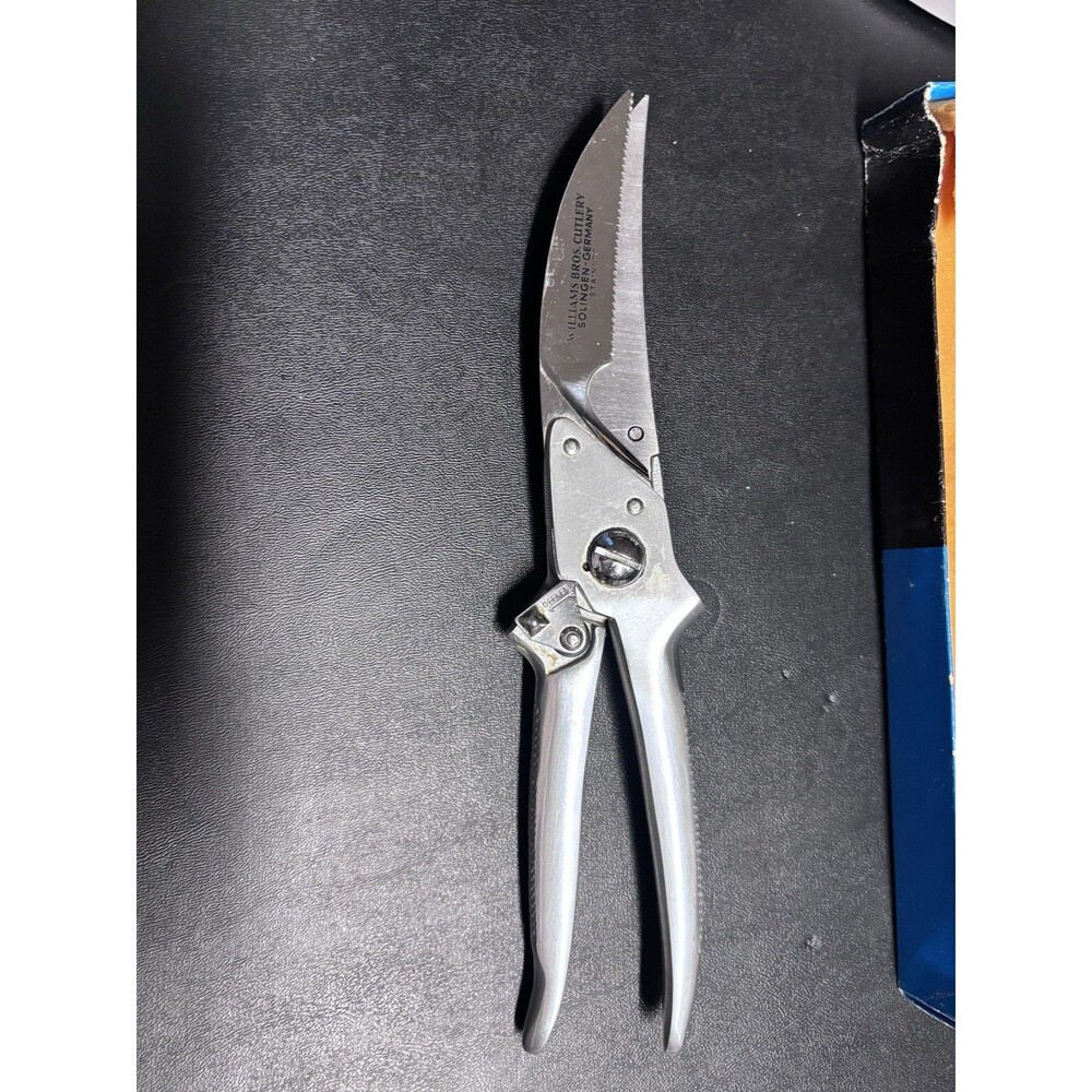 vintage pair of Apollo SG 961 poultry shears from Germany